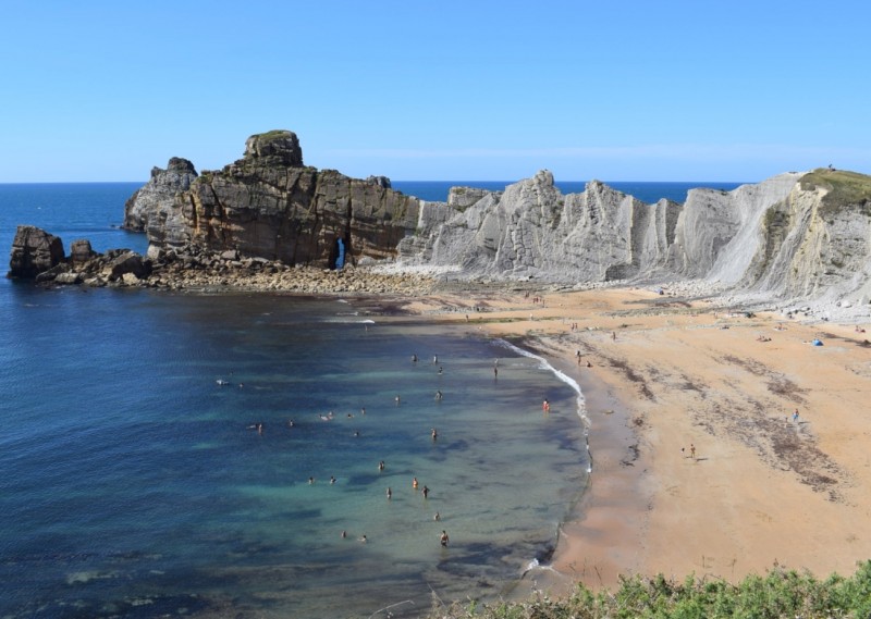 playa del geoparque costa quebrada