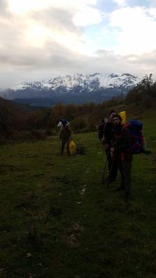 Subiendo las duras rampas de Picos