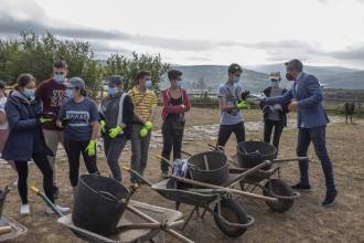 Zuloaga en el campo de voluntariado de Julióbriga